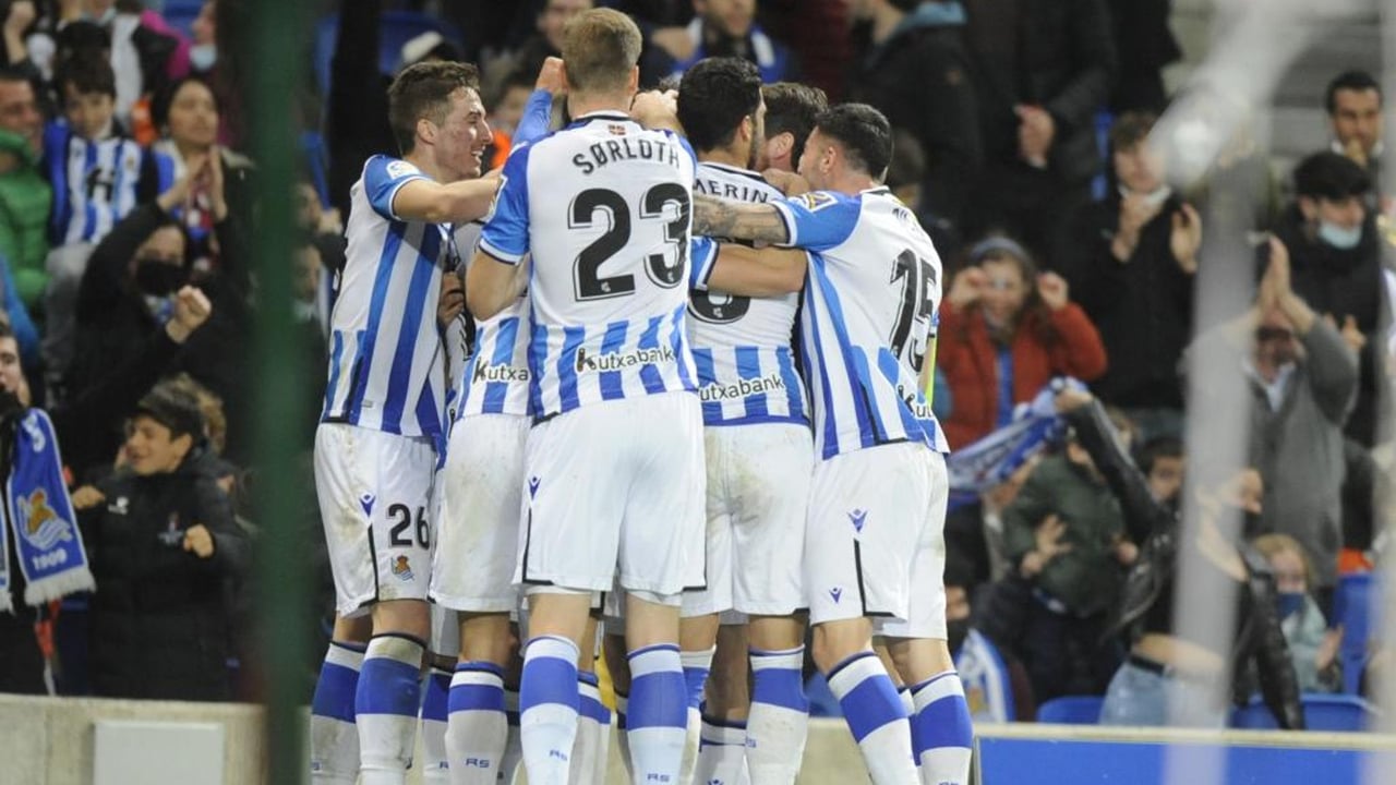 Tras Isak, el nuevo pelotazo económico que busca la Real Sociedad