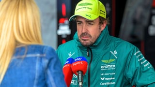 El Aston Martin lleva al límite a Fernando Alonso: "Me costaba sentir las manos y los pies"
