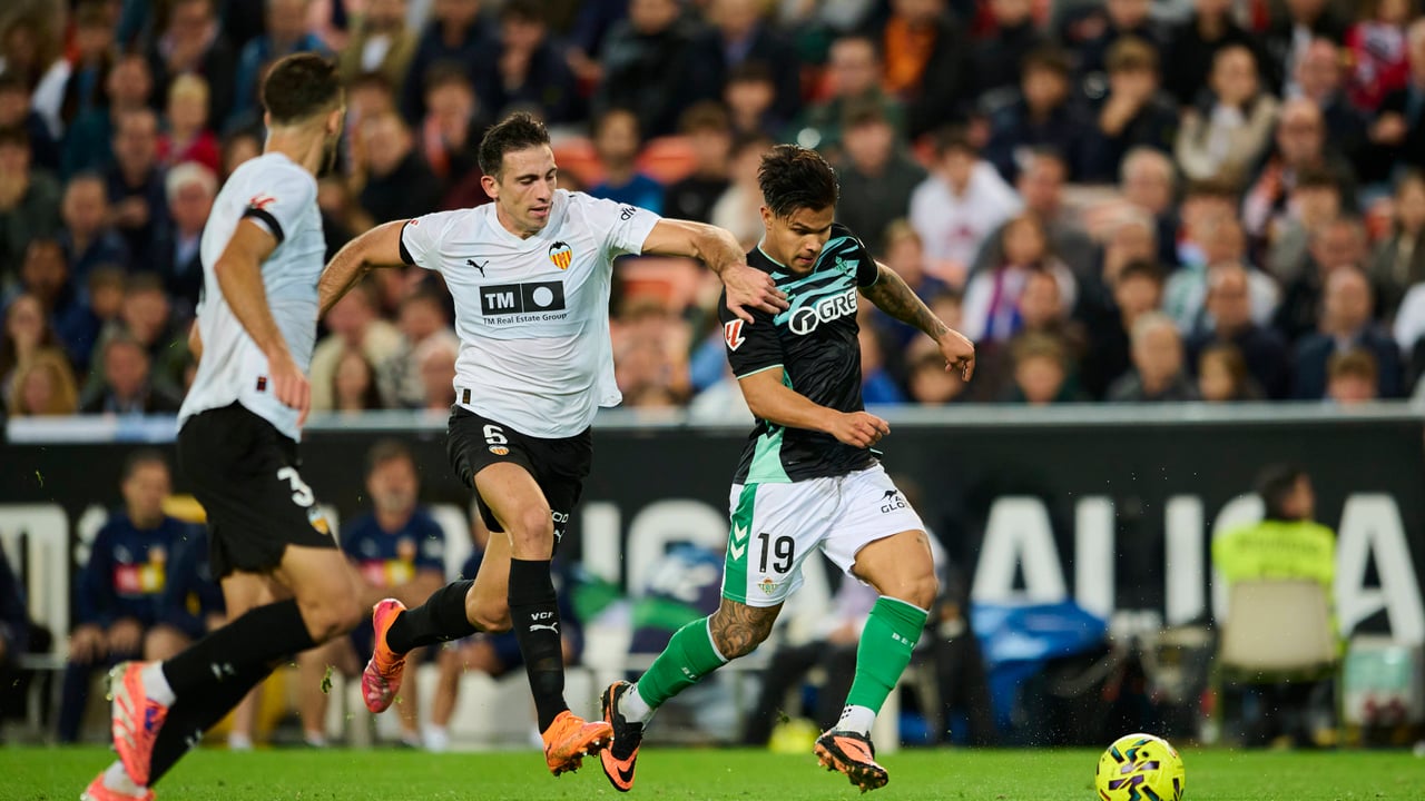 Valencia - Betis: horario, canal y dónde ver en TV y online la jornada 1 de LALIGA EA Sports