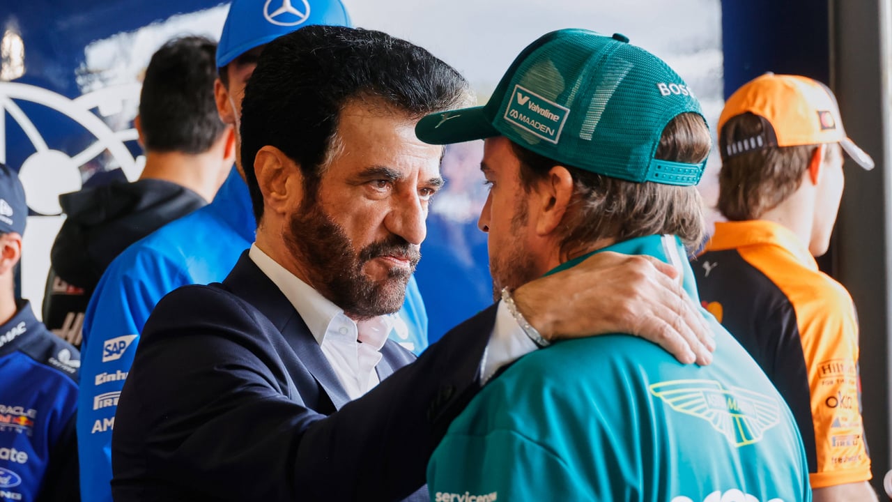Fernando Alonso se echa a toda la Fórmula 1 encima
