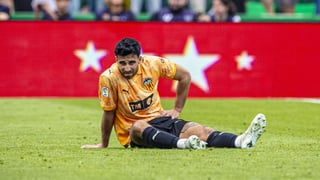 Parte médico y lesión de Cömert: la defensa del Valencia se queda bajo mínimos