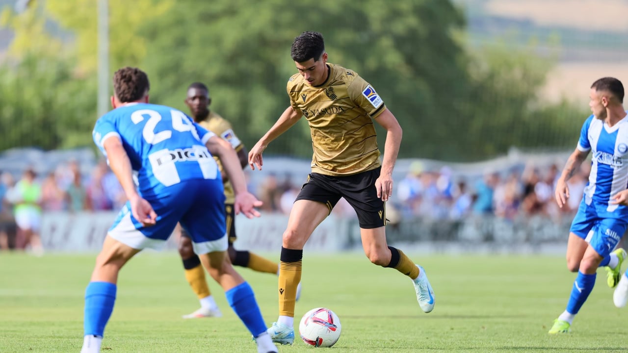 Carlos Fernández quiere convencer a Imanol Alguacil