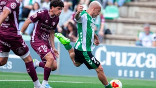 Betis Deportivo 1-0 Antequera: Pablo García prolonga la esperanza en Los Bermejales