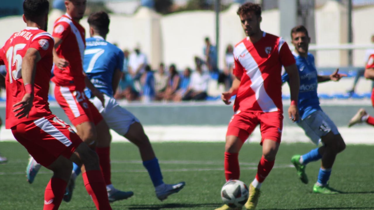 El Sevilla Atlético se va quedando sin margen de maniobra (1-0)