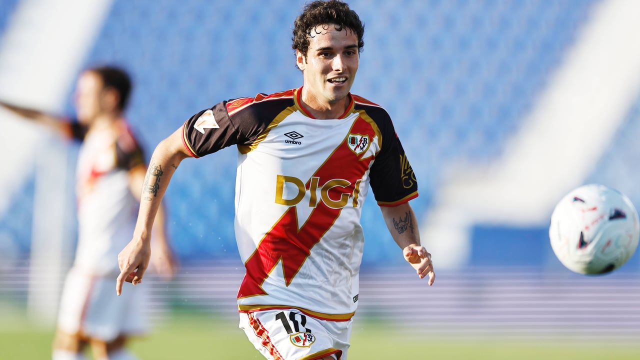 Sergio Camello explica que "no envidia a Lamine Yamal" y reivindica la esencia del Rayo Vallecano