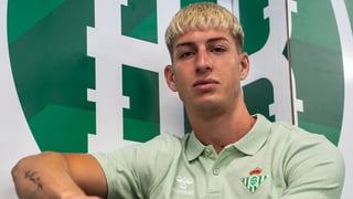 El Betis confirma la gravísima lesión de Antonio Toral: frenazo en seco para un fichaje estelar que aún no había arrancado