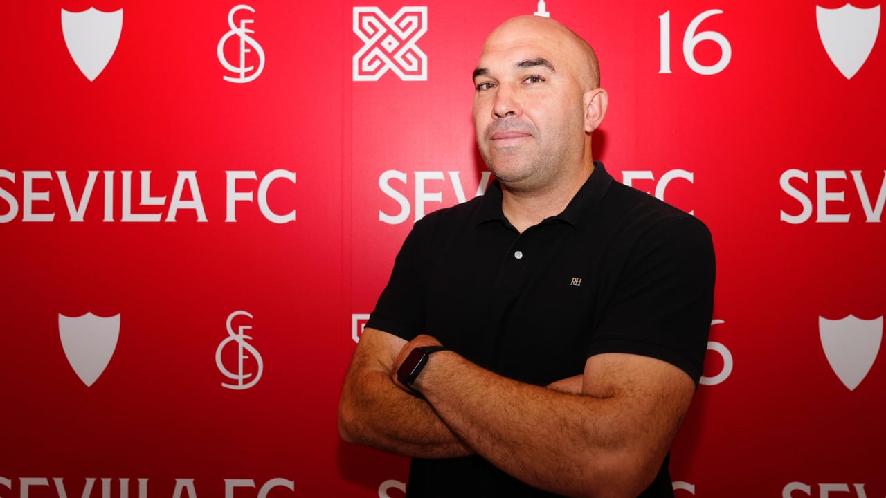 Oficial: Diego Galiano, encargado de comandar la 'operación retorno' del Sevilla Atlético a Primera RFEF