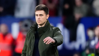 Alessio Lisci se moja sobre el penalti no señalado a Osasuna: "Creo que es gris"