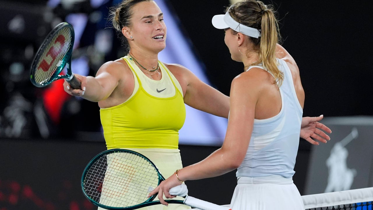 Sabalenka da marcha atrás y deja el camino libre a Paula Badosa