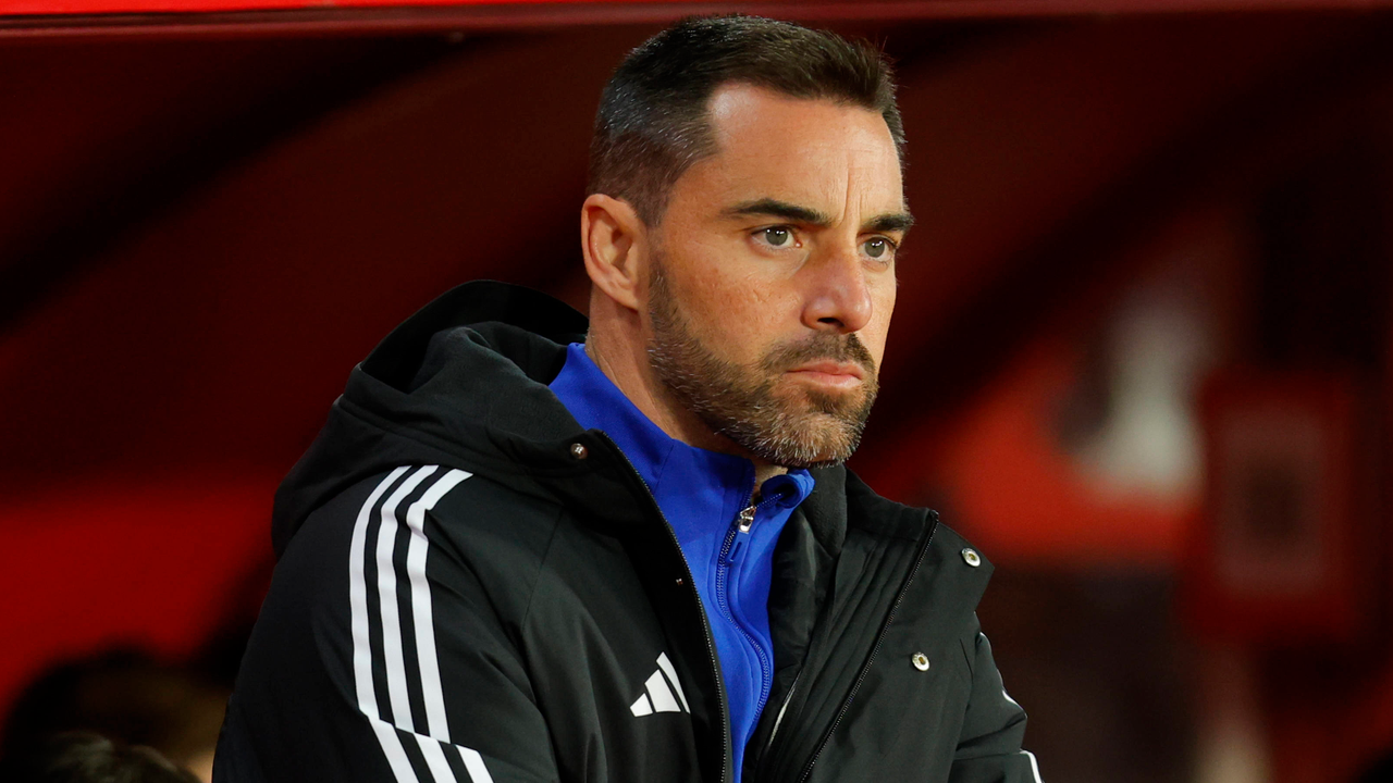 El despido de Rubén Sellés en el Real Zaragoza puede ser cuestión de horas