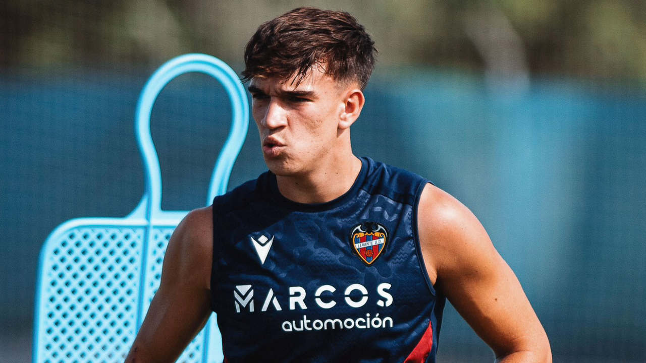 La Lazio quiere a Carlos Espí, pero necesita margen económico