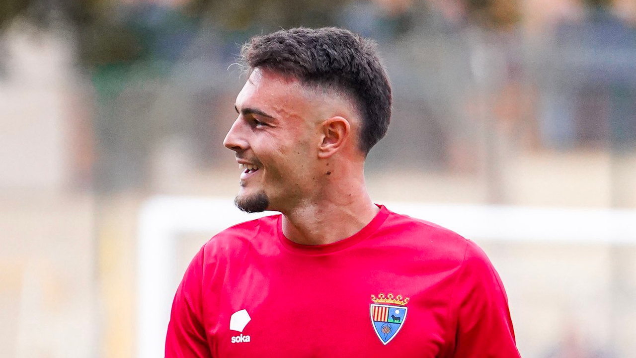 Las Palmas se interesa en el fichaje de un polivalente defensa de Primera RFEF