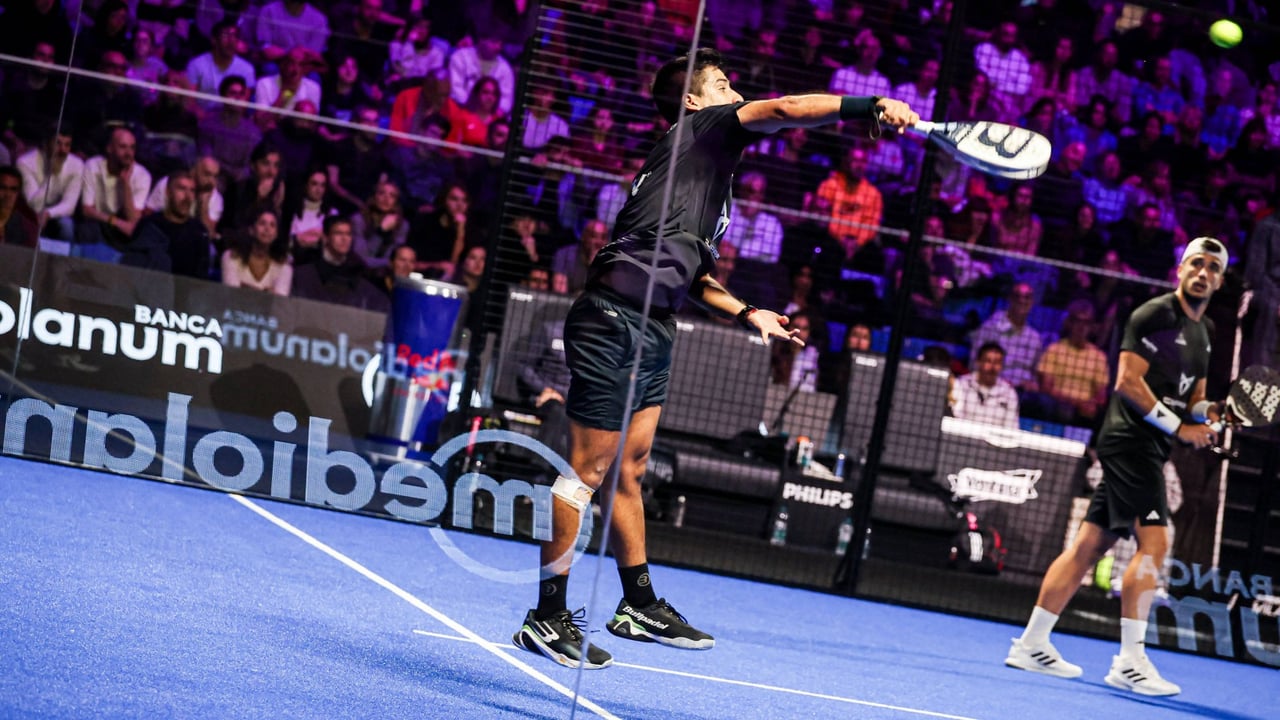 Qué es el smash en pádel y cómo mejorarlo