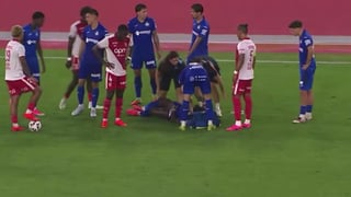 Preocupación con Christantus Uche tras recibir una durísima entrada ante el Mónaco