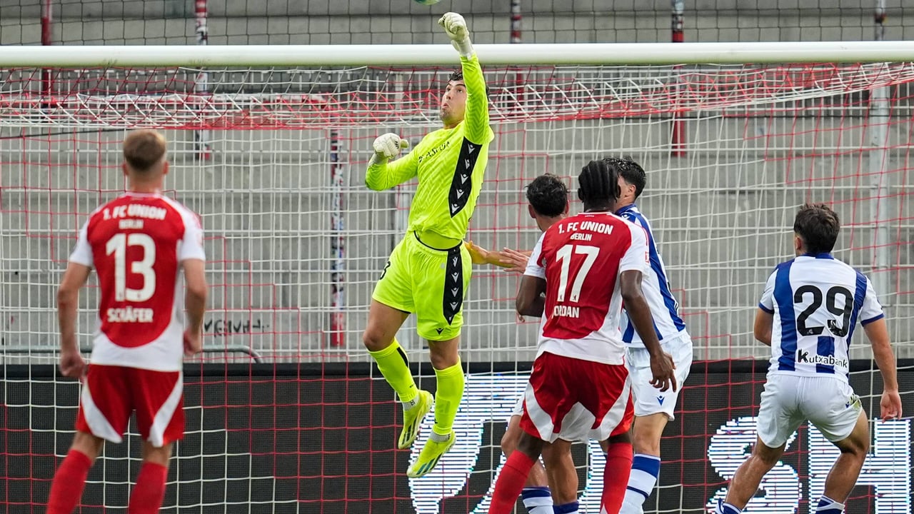 "Agur" a un 'txuri-urdin'