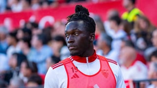En peligro el adiós de Mendy al Sevilla sobre el campo 