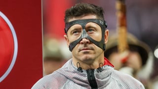 El Barcelona mueve ficha con Lewandowski, pero el delantero estudia otras ofertas