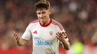 La Premier irrumpe en la puja por Oso con beneficios para el Sevilla