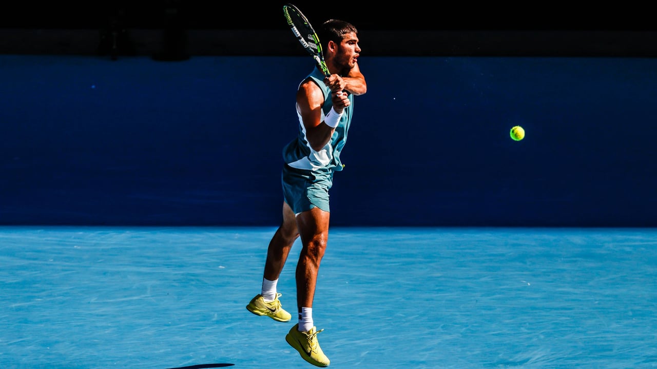 Alcaraz - Djokovic: Horario, canal y dónde ver en TV y online el partido de Carlos Alcaraz en el Open de Australia 2025