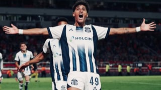 Valentín Dávila, "espiado por emisarios del Betis"