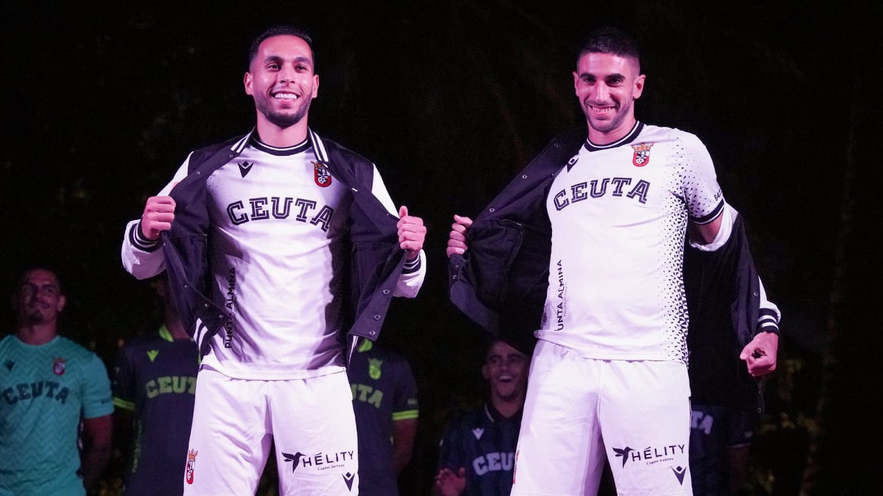 Ceuta vive la ilusión de la noche de Reyes en pleno agosto