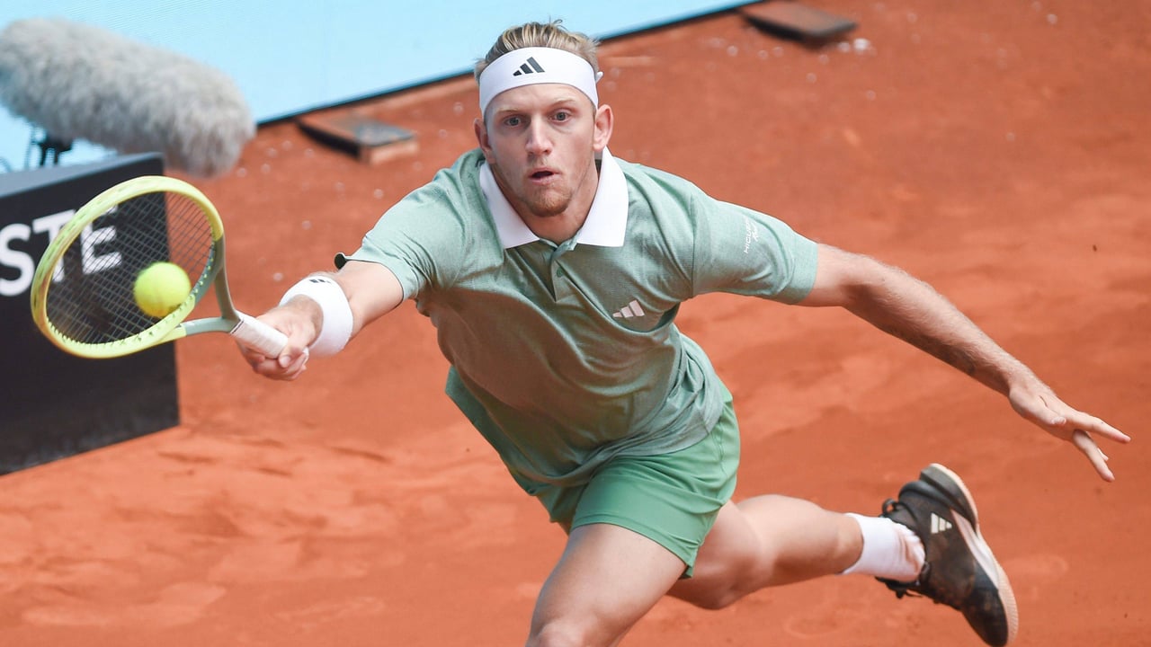 A Davidovich le falla la cabeza y Badosa vuelve a sonreír en Roma