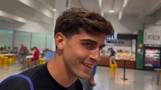 Juanlu regresa a Sevilla y lanza un mensaje a la afición antes de su traspaso: "Los quiero muchísimo"