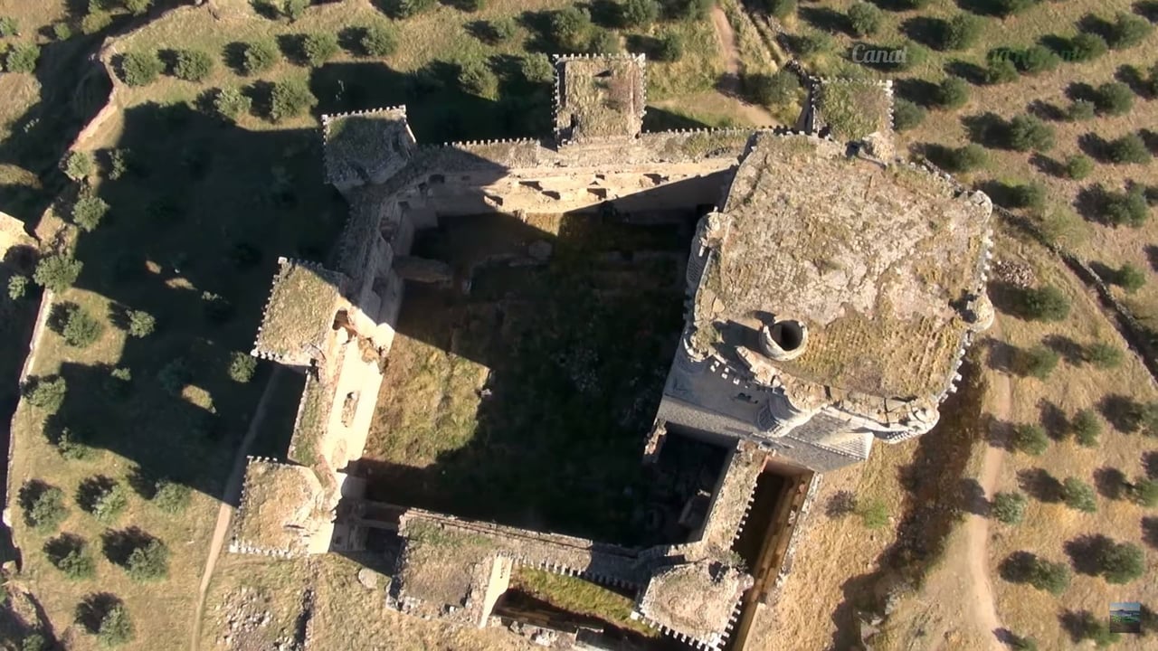 El castillo más alto de España que puedes visitar en Andalucía