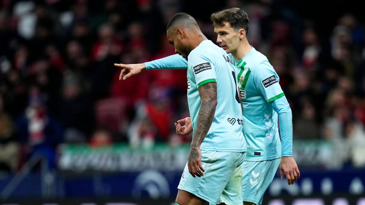 La curiosa bipolaridad del Betis: de los más sancionados en la UEFA Europa League, uno de los más limpios de LaLiga