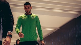 Mientras el Sevilla se lo piensa, el Elche sí corta por lo sano con Rafa Mir