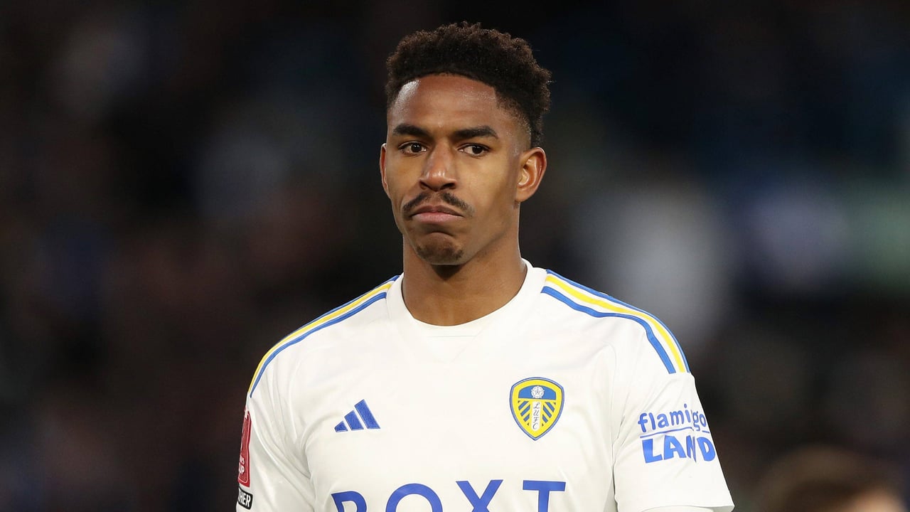 El fichaje de Junior Firpo se aleja