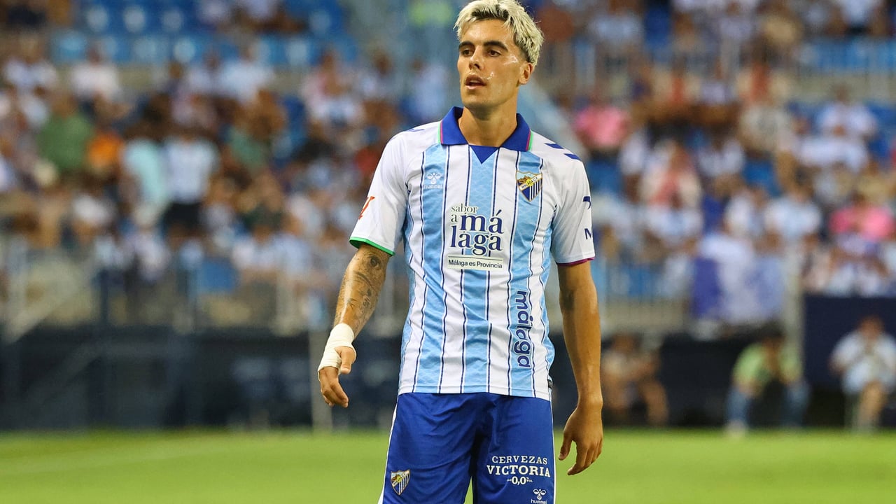 Doble baja para el Málaga con Ochoa y Lobete