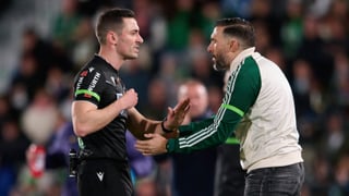 Eder Sarabia habla de su vínculo con el Athletic, de los árbitros y de su posible salida si el Elche desciende