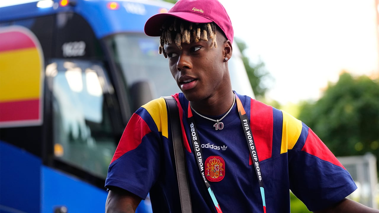 Nico Williams proclama su amor eterno al Athletic: "Quiero cumplir mi contrato entero"