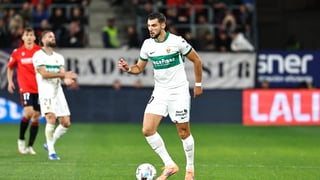 Rafa Mir se defiende por el momento del Elche: "Estamos teniendo más juego que puntos"
