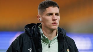 El Betis toma medidas en el traspaso de Sergi Altimira y el Sporting aprieta