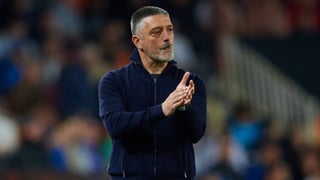 El Elche, a punto de firmar a García Pimienta mientras negocia varios fichajes