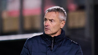 Escribá se abre sobre la emotiva dedicatoria de Sergi Canós Tenés en el Real Valladolid: "Era un homenaje a su madre y me pareció un detalle muy bonito"