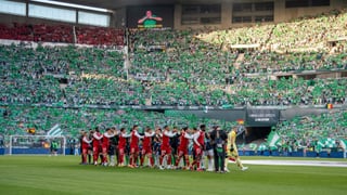 Tebas se porta en Semana Santa con Sevilla y Betis