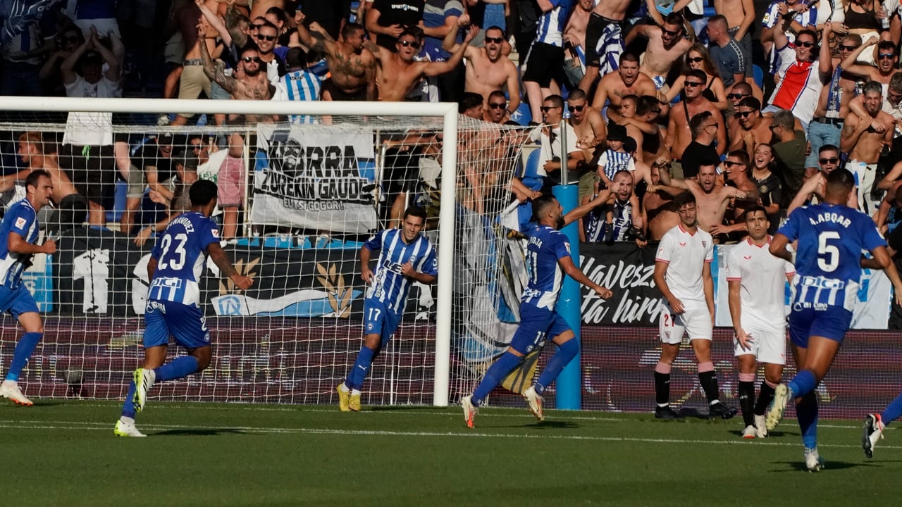 Alavés 4-3 Sevilla: Sin intensidad, claudica en el intercambio de golpes