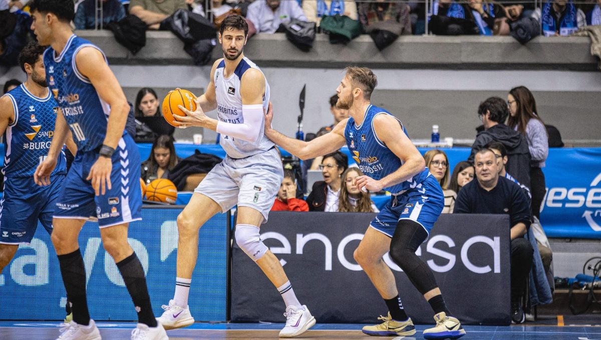 Ante Tomic ya come en el plato de Felipe Reyes y Alberto Herreros en la Liga ACB
