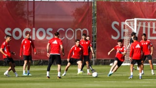 Luis García Plaza recupera dos efectivos más para la visita liguera del Sevilla al Levante