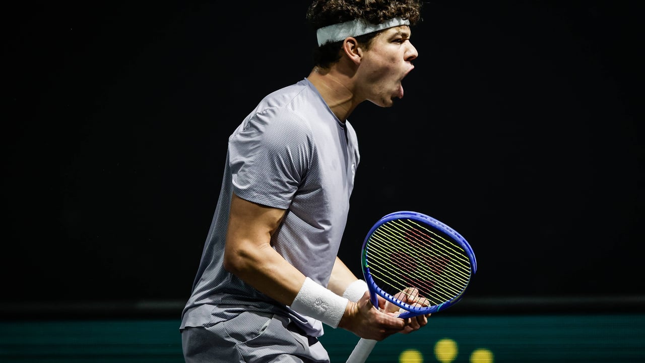 Ben Shelton arrolla en París y asegura una nueva plaza en las ATP Finals