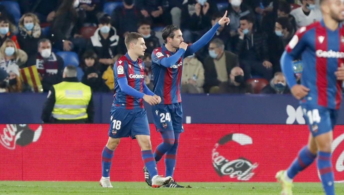 Tres millones más para fichar a Campaña