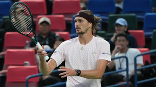 Derrotado por Davidovich en Shanghái, Zverev, número 2 del ranking ATP, se confiesa: "No soy un robot, soy un ser humano y me canso"