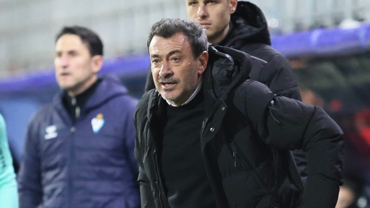 El Mirandés se estrella y Jesús Galván explota