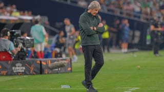Pellegrini no habla de "fracaso" y mira más allá: "La Champions se nos complica" 