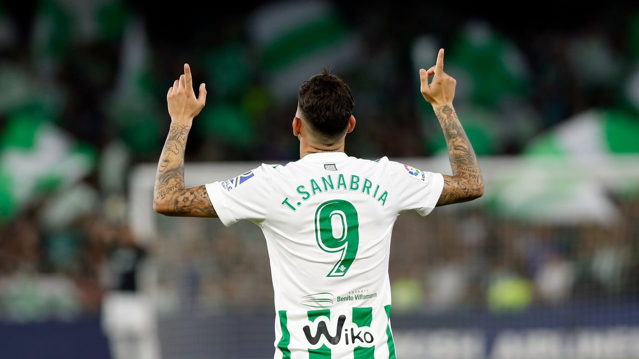 El Real Betis hará caja con Sanabria