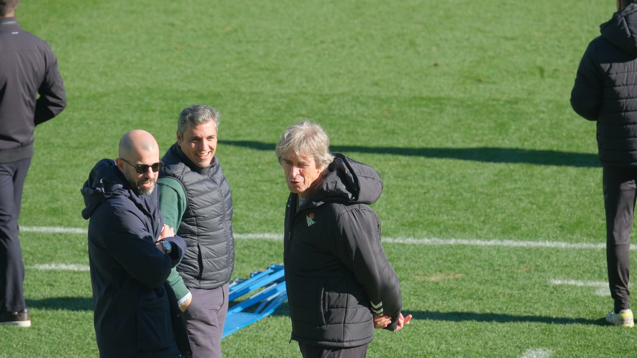 Sin distracciones en el mercado con Manuel Pellegrini