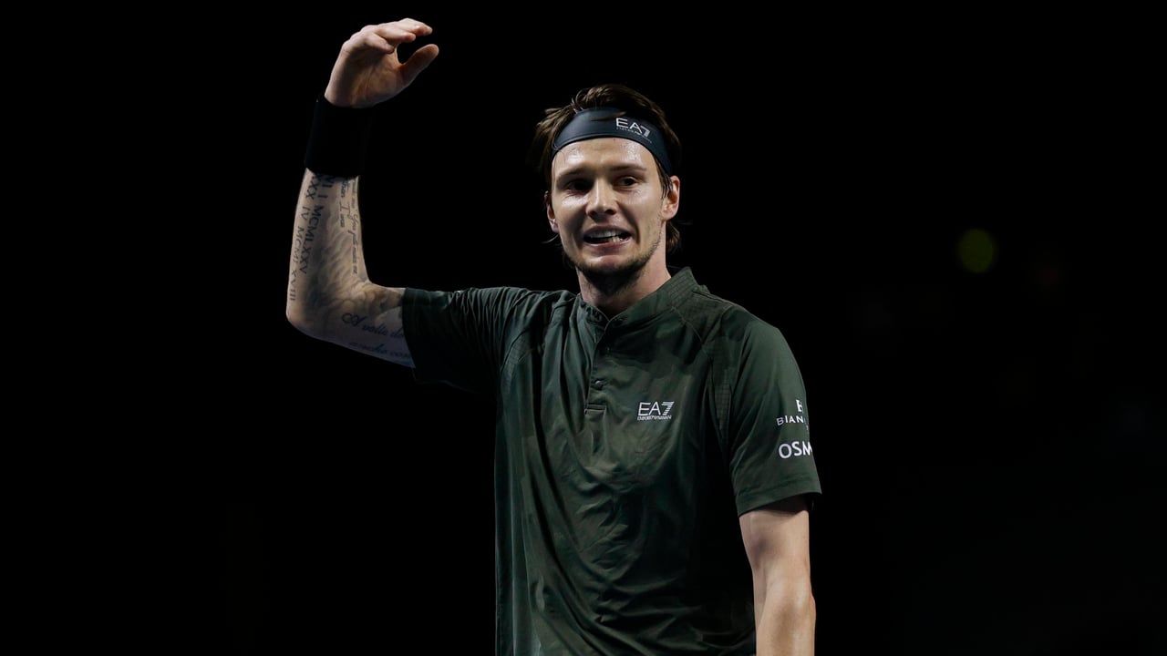 La sorpresa de la tierra batida confirma su baja del Masters de Cincinnati